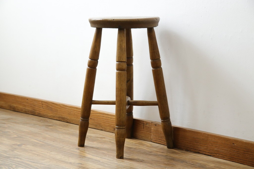 和製アンティーク　コンパクトでかわいらしいスツール　(R-081536)