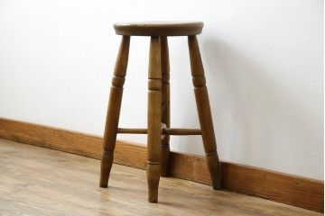 和製アンティーク　コンパクトでかわいらしいスツール　(R-081536)