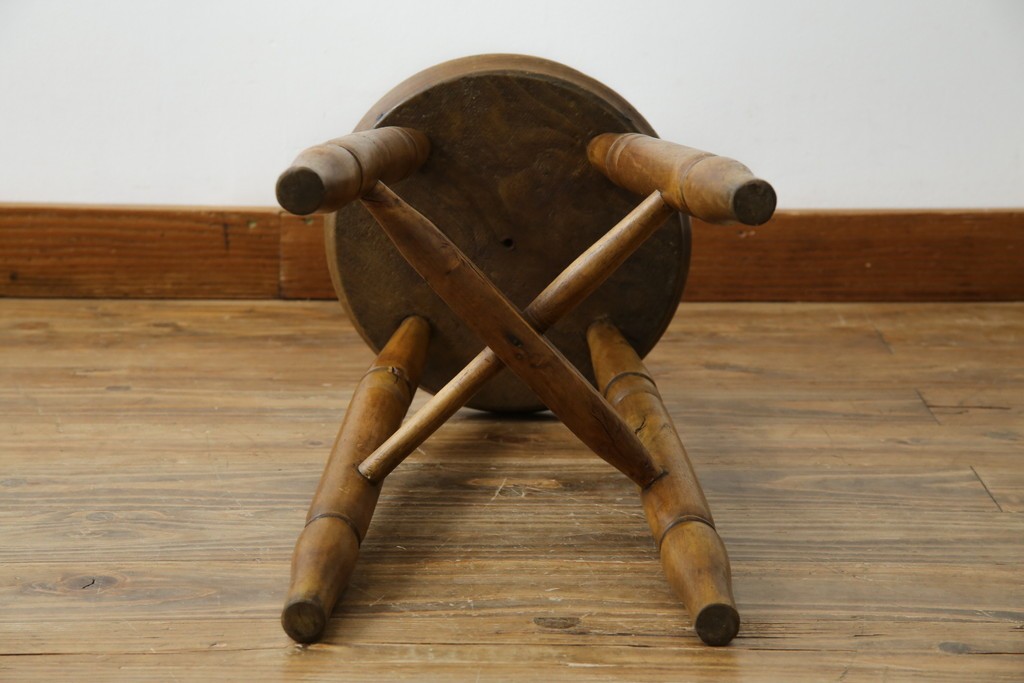 和製アンティーク　コンパクトでかわいらしいスツール　(R-081536)