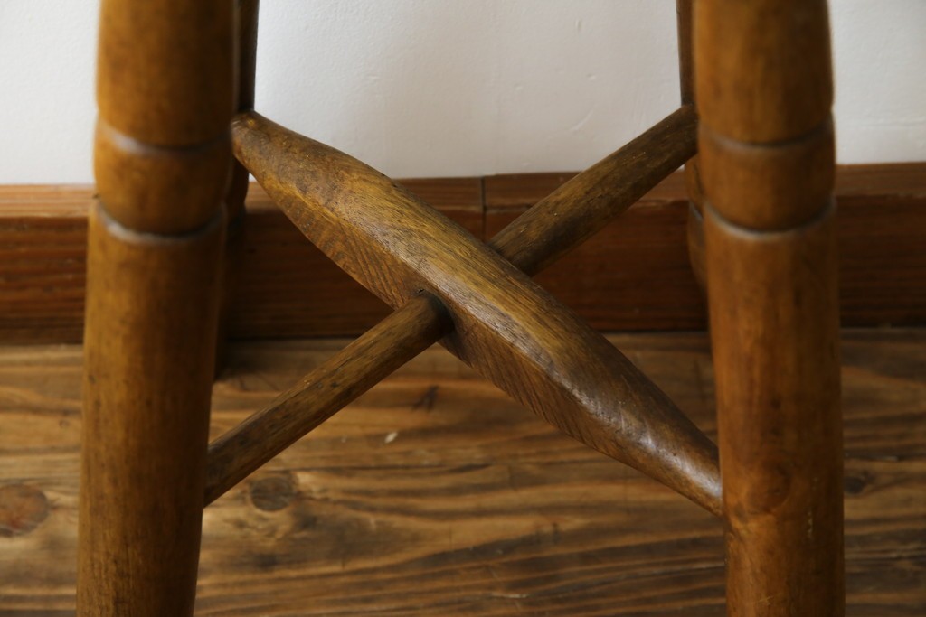 和製アンティーク　コンパクトでかわいらしいスツール　(R-081536)