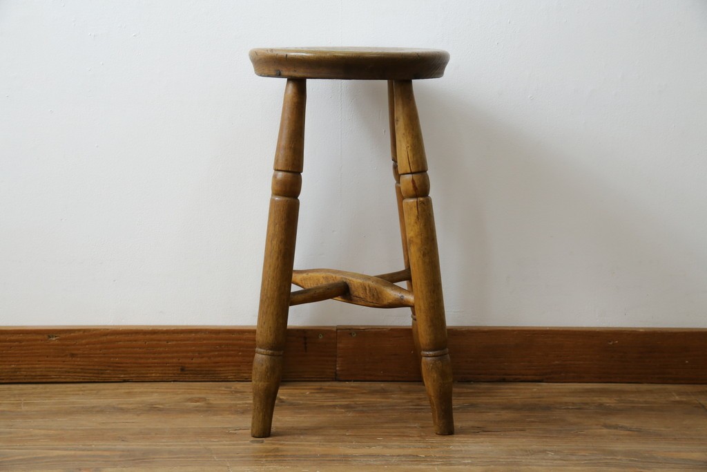 和製アンティーク　コンパクトでかわいらしいスツール　(R-081536)