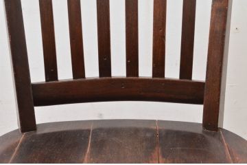アメリカビンテージ　W.H.GUNLOCKE CHAIR CO.(W.H.ガンロックチェア社)　アンティーク調　無骨でどっしりとした佇まいのチェア(板座チェア、ダイニングチェア、椅子、イス、ヴィンテージ)(R-081541)