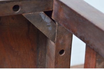 アメリカビンテージ　W.H.GUNLOCKE CHAIR CO.(W.H.ガンロックチェア社)　アンティーク調　無骨でどっしりとした佇まいのチェア(板座チェア、ダイニングチェア、椅子、イス、ヴィンテージ)(R-081541)