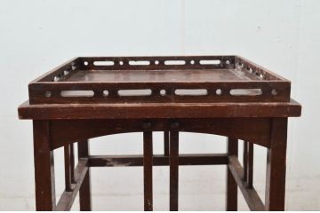 和製アンティーク　アジアンな雰囲気を醸し出す花台(サイドテーブル、電話台、飾り台、ディスプレイ台、コンソールテーブル、陳列棚)(R-081544)