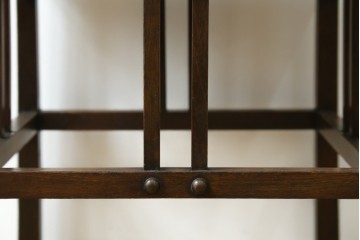和製アンティーク　アジアンな雰囲気を醸し出す花台　(R-081544)