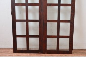 中古　北海道民芸家具　落ち着きのある上品さを醸し出すブックケースの扉1対2枚セット(ガラス扉、ドア、建具)(R-081551)