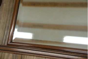 イギリスアンティーク　マホガニー材　繊細なフォルムが魅力的なスタンドミラー　(R-081552)