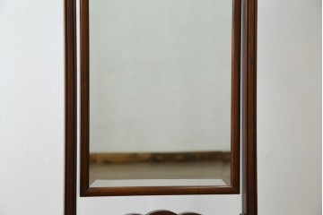 イギリスアンティーク　マホガニー材　繊細なフォルムが魅力的なスタンドミラー　(R-081552)