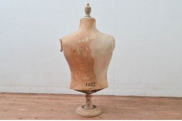 フランスアンティーク　小物や洋服をおしゃれにディスプレイできる卓上トルソー(マネキン、ディスプレイ雑貨、店舗什器)(R-081558)