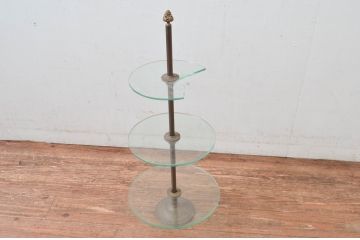 フランスアンティーク　店舗什器におすすめ!真鍮(しんちゅう)フレームが上品さを醸し出す三段ディスプレイラック(ディスプレイスタンド、ガラス棚、飾り棚、展示台、陳列棚)(R-081569)