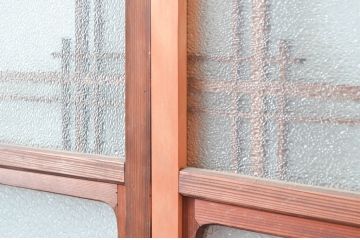 アンティーク建具　落ち着いた和の空間を演出する幅狭ガラス戸4枚セット(引き戸)(R-081573)
