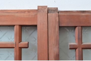 アンティーク建具　風情のある佇まいが魅力的!格子の入ったガラス窓2枚セット(ガラス戸、格子戸、引き戸)(R-081574)