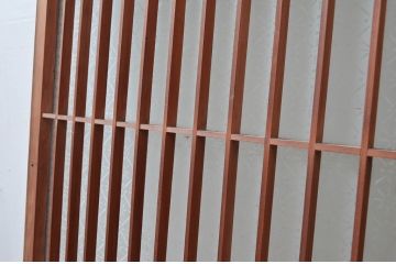 アンティーク建具　風情のある佇まいが魅力的!格子の入ったガラス窓2枚セット(ガラス戸、格子戸、引き戸)(R-081574)
