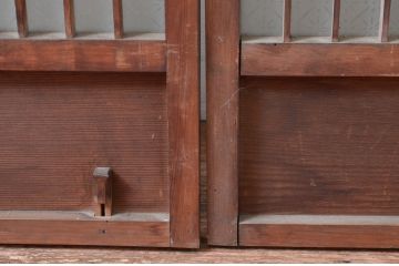 アンティーク建具　風情のある佇まいが魅力的!格子の入ったガラス窓2枚セット(ガラス戸、格子戸、引き戸)(R-081574)