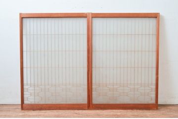 アンティーク建具　和モダンなデザインが魅力的な両面ガラスの窓2枚セット(引き戸)(R-081576)