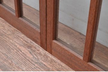 アンティーク建具　レトロな雰囲気漂う両開き扉1対2枚セット (ガラス扉、ドア)(R-081579)