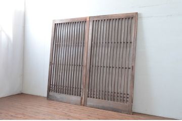 アンティーク建具　数寄屋のガラスなし格子戸2枚セット(荒格子戸、引き戸)(R-081586)