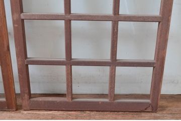 アンティーク建具　レトロな空間作りにおすすめな升目(マス目)のFIX窓2枚セット(きつね格子、狐格子、格子窓、ガラス欄間、明り取り、明かり取り、嵌め殺し、FIX窓、フィックス)(R-081589)