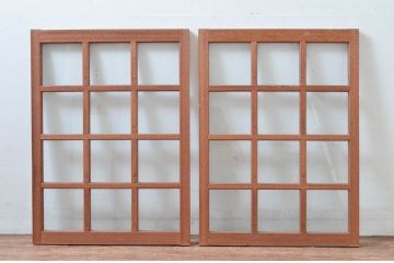 アンティーク建具　レトロな空間作りにおすすめな升目(マス目)のFIX窓2枚セット(きつね格子、狐格子、格子窓、ガラス欄間、明り取り、明かり取り、嵌め殺し、FIX窓、フィックス)(R-081589)
