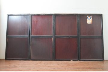 アンティーク建具　古民家風インテリアにおすすめの帯戸4枚セット(板戸、引き戸)(R-081595)