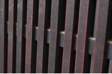 アンティーク建具　漆塗り　上質な和の空間を演出する格子帯戸4枚セット(引き戸、板戸、格子戸)(R-081597)