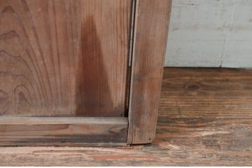 アンティーク建具　風情のある佇まいが魅力的な格子戸1枚(引き戸)(R-081601)