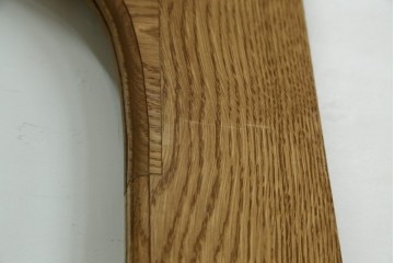 中古建具　美品　職人手作り　楢(ナラ)材　アーチ型のデザインがおしゃれな引き戸1枚　(R-081604)