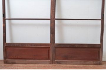 アンティーク建具　腰板欅(ケヤキ)材　どこか懐かしい昭和の雰囲気漂うガラス戸2枚セット(引き戸)(R-081605)