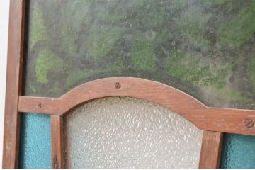 アンティーク建具　大正ロマン　透かし彫りのデザインが魅力的!お部屋が華やかになる色ガラス入り窓2枚セット(引き戸、ガラス戸)(R-081606)