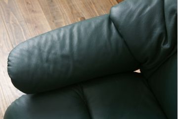 中古　EKORNES(エコーネス)　本革(レザー)　オットマン付き　ロングセラー!!一番人気のストレスレス レノ クラシック(S)(アームチェア、リクライニングチェア、椅子、一人掛けソファ、1Pソファ)(定価約45万円)(R-081615)