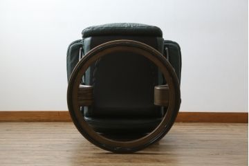 中古　EKORNES(エコーネス)　本革(レザー)　オットマン付き　ロングセラー!!一番人気のストレスレス レノ クラシック(S)(アームチェア、リクライニングチェア、椅子、一人掛けソファ、1Pソファ)(定価約45万円)(R-081615)