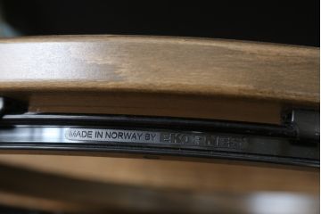 中古　EKORNES(エコーネス)　本革(レザー)　オットマン付き　ロングセラー!!一番人気のストレスレス レノ クラシック(S)(アームチェア、リクライニングチェア、椅子、一人掛けソファ、1Pソファ)(定価約45万円)(R-081615)