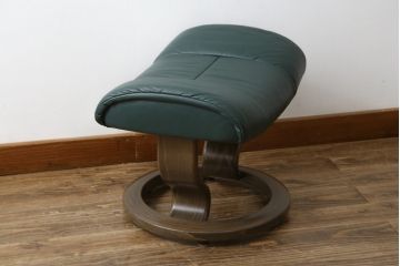 中古　EKORNES(エコーネス)　本革(レザー)　オットマン付き　ロングセラー!!一番人気のストレスレス レノ クラシック(S)(アームチェア、リクライニングチェア、椅子、一人掛けソファ、1Pソファ)(定価約45万円)(R-081615)