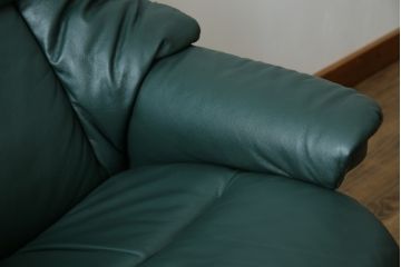 中古　EKORNES(エコーネス)　本革(レザー)　オットマン付き　ロングセラー!!一番人気のストレスレス レノ クラシック(S)(アームチェア、リクライニングチェア、椅子、一人掛けソファ、1Pソファ)(定価約45万円)(R-081615)