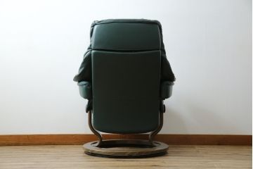 中古　EKORNES(エコーネス)　本革(レザー)　オットマン付き　ロングセラー!!一番人気のストレスレス レノ クラシック(S)(アームチェア、リクライニングチェア、椅子、一人掛けソファ、1Pソファ)(定価約45万円)(R-081615)