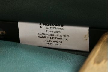 中古　EKORNES(エコーネス)　本革(レザー)　オットマン付き　ロングセラー!!一番人気のストレスレス レノ クラシック(S)(アームチェア、リクライニングチェア、椅子、一人掛けソファ、1Pソファ)(定価約45万円)(R-081615)
