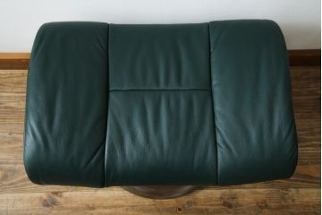 中古　EKORNES(エコーネス)　本革(レザー)　オットマン付き　ロングセラー!!一番人気のストレスレス レノ クラシック(S)(アームチェア、リクライニングチェア、椅子、一人掛けソファ、1Pソファ)(定価約45万円)(R-081615)