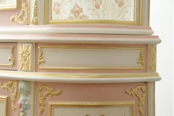 中古　美品　イタリア高級家具　ロココ調　Fratelli Origgi(フラテッリ・オリッジ)　圧迫感を抑えたRガラスの優しいデザインが魅力的なキャビネット(旧Mario Colciago&Figli(マリオ・コルチャゴ)、キュリオケース、ガラスケース、ショーケース、飾り棚、Rガラス、曲げガラス)(定価約200万円)(R-081616)