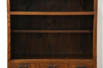 和製アンティーク　前面欅(ケヤキ)材　どこか懐かしさを感じる味の良い関東水屋箪笥(サイドキャビネット、茶箪笥、食器棚、収納棚、戸棚)(R-081618)