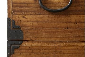 和製アンティーク　総桐(キリ)材　品のある丸金具が和モダンな雰囲気を醸し出す時代箪笥ローボード(和タンス、衣装箪笥、収納たんす、桐箪笥、桐たんす、引き出し、ローチェスト、テレビ台、テレビボード)(R-081623)