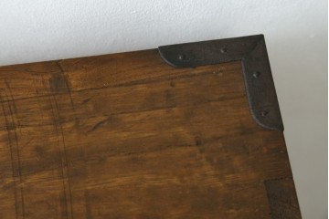 和製アンティーク　時代箪笥　総桐(キリ)材　丸金具の和箪笥ローチェスト　(R-081624)