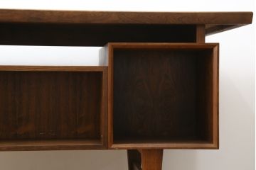 北欧ビンテージ　美品　温もり溢れるローズウッド材のパートナーデスク(ワークデスク、在宅ワーク、在宅用、オフィスデスク、両袖机、ヴィンテージ)(R-081625)