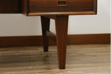 北欧ビンテージ　美品　温もり溢れるローズウッド材のパートナーデスク(ワークデスク、在宅ワーク、在宅用、オフィスデスク、両袖机、ヴィンテージ)(R-081625)