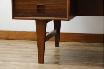 北欧ビンテージ　美品　温もり溢れるローズウッド材のパートナーデスク(ワークデスク、在宅ワーク、在宅用、オフィスデスク、両袖机、ヴィンテージ)(R-081625)