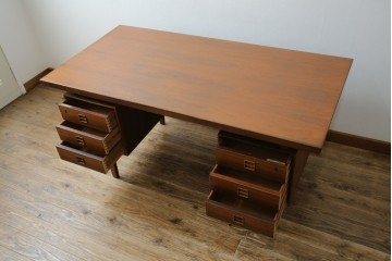 北欧ビンテージ　美品　温もり溢れるローズウッド材のパートナーデスク(ワークデスク、在宅ワーク、在宅用、オフィスデスク、両袖机、ヴィンテージ)(R-081625)