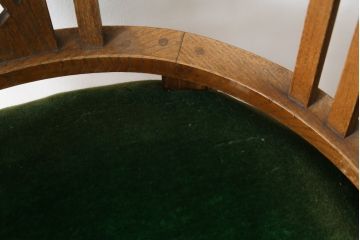 和製アンティーク　希少な総欅(ケヤキ)材　大正ロマンの雰囲気溢れる透かし彫り入りの回転チェア(回転椅子、イス、ドクターチェア、アームチェア、オフィスチェア、デスクチェア)(R-081627)