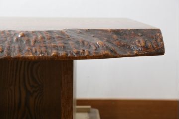 中古　新品未使用品　岩手岩泉・純木家具　タモ材　美しい玉杢と深い色合いが魅力のローテーブル(座卓、センターテーブル、リビングテーブル)(定価約50万円)(R-081628)
