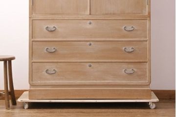 中古　伝統工芸品　気品漂う佇まいが魅力的な加茂総桐箪笥・下段(胴厚、総桐たんす、着物タンス、衣装箪笥、サイドチェスト、引き出し、サイドボード)(R-081632)