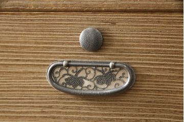 中古　堀 正和作　凛とした佇まいが魅力的な加茂総桐箪笥・上段(胴厚、四方丸、桐たんす、衣装箪笥、和タンス、引き出し、整理タンス、チェスト、サイドチェスト)(R-081650)