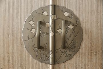 中古　伝統工芸士　頓所芳男作　凛とした佇まいが魅力の加茂総桐箪笥・上段(胴丸、桐たんす、着物箪笥、和タンス、引き出し、衣装箪笥)(R-081655)